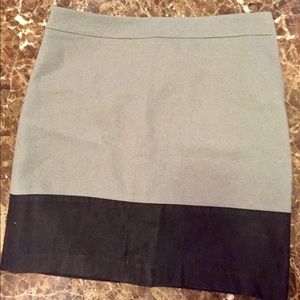 LOFT skirt - black and gray pencil